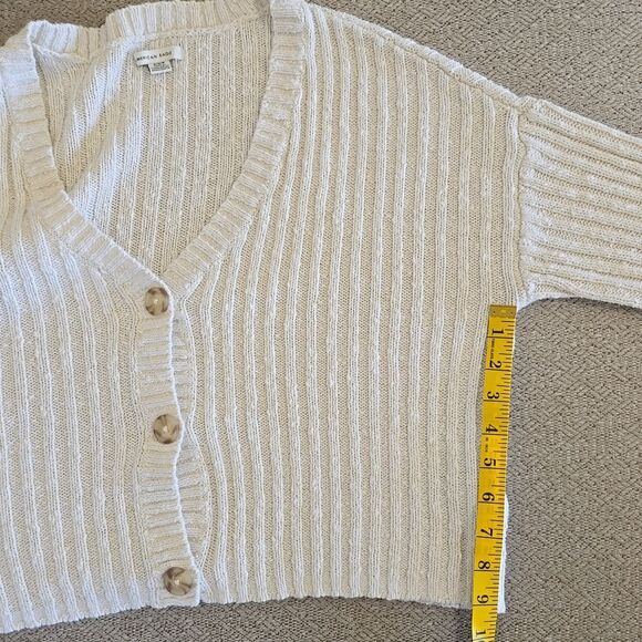 American Eagle Cream Beach Coastal Cotton Knit V-Neck Cardigan - Size Medium - Picture 13 of 14